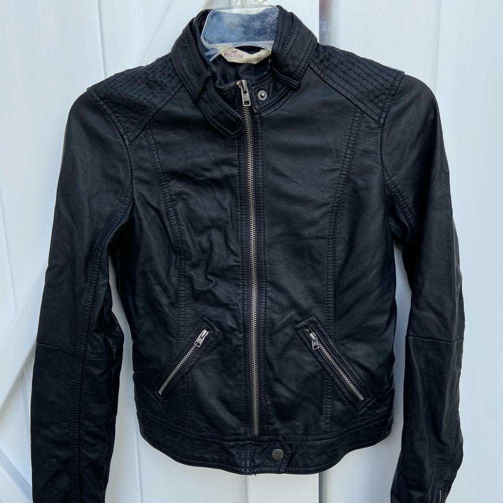 hollister women’s leather jacket